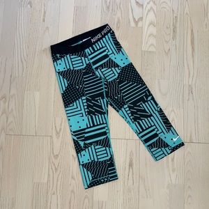 🍍crop nike pro leggings 🍍